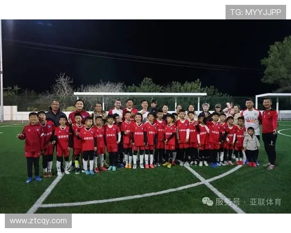 与足球明星同场竞技我与偶像的对打体验与成长之旅