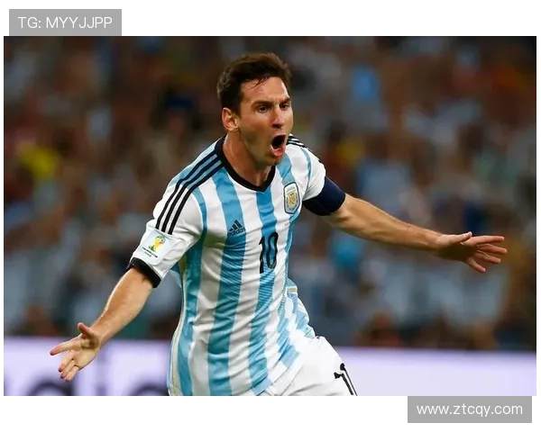 全球足球巨星风采揭秘：他们的成就与传奇故事