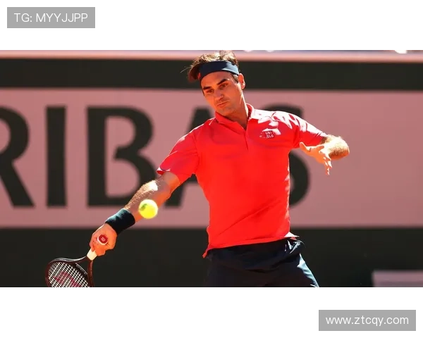 克利维亚足球明星的崛起与荣耀之路：从青训到国际赛场的传奇故事