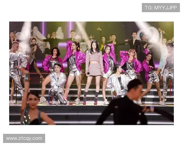 全球足球明星齐聚一堂献唱MV展现激情与梦想的完美结合